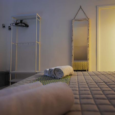 Essenza Suite Siracusa Con Jacuzzi Privata Syrakuzy Zewnętrze zdjęcie