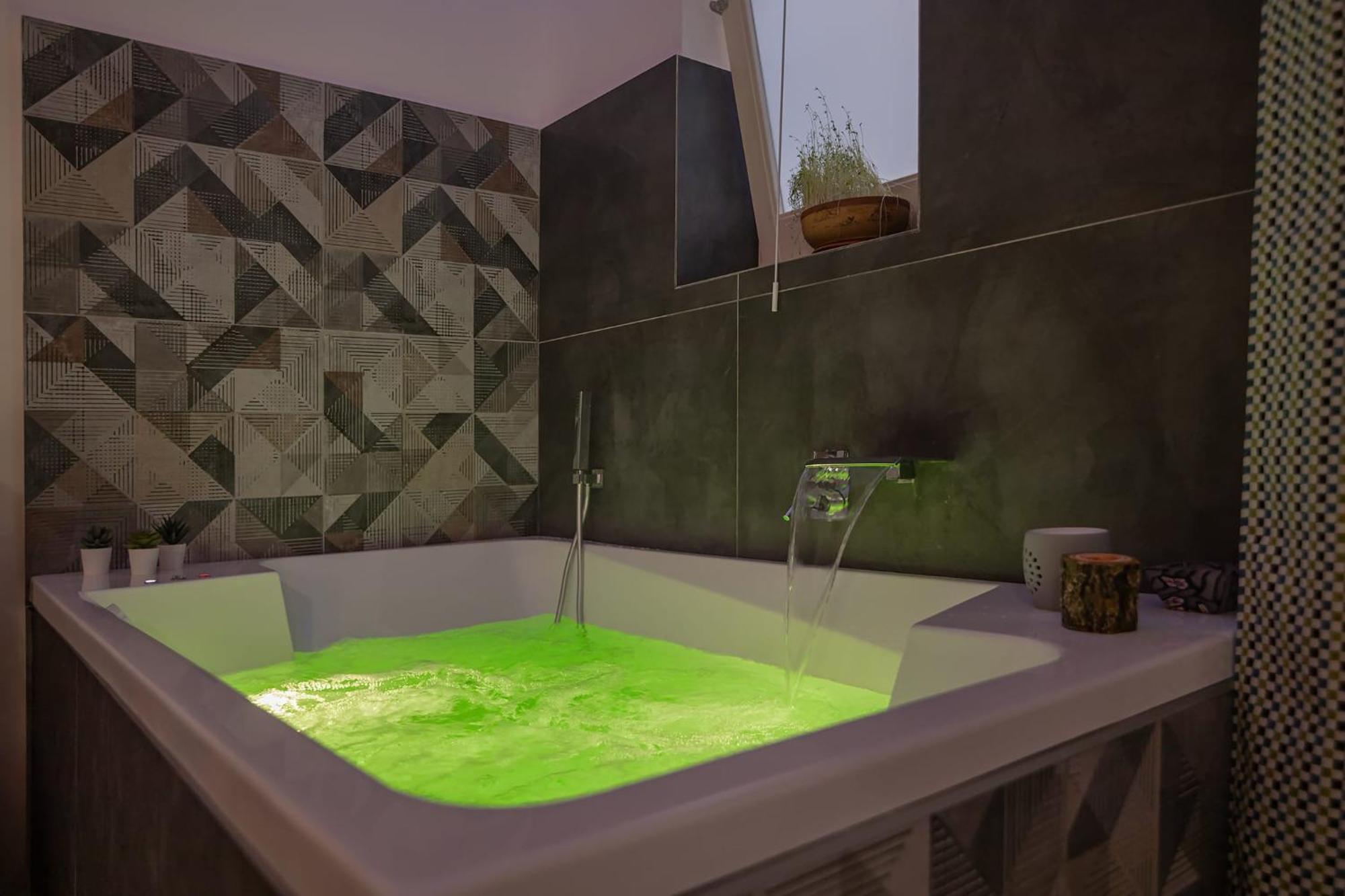 Essenza Suite Siracusa Con Jacuzzi Privata Syrakuzy Zewnętrze zdjęcie